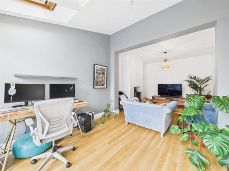 Family Room/Large Study