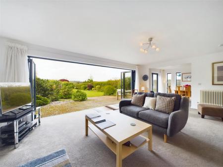 Spacious Lounge