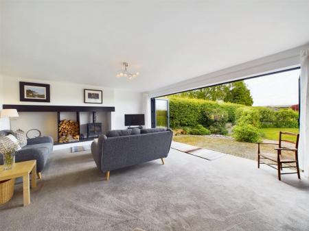 Spacious Lounge