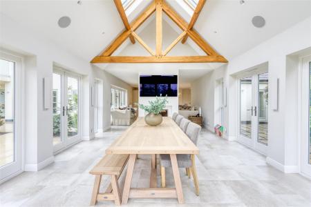 Garden Room/Dining Area