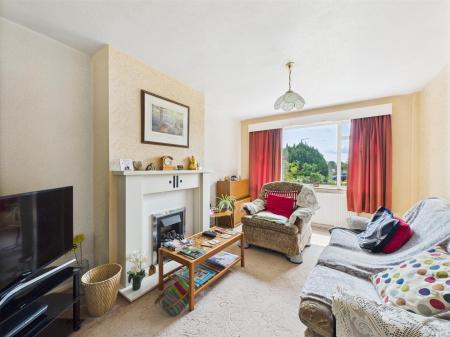 Through Lounge/Dining Room