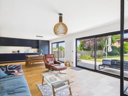 Living Kitchen / Dining / Family Room
