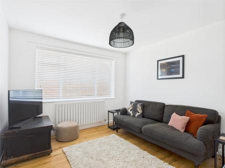 Bedroom Five / Snug