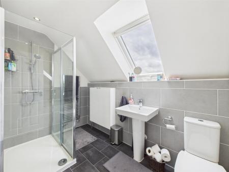 Well-Appointed Bathroom