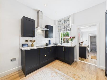 Fitted Kitchen