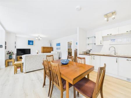 Fabulous Open Plan Living Space