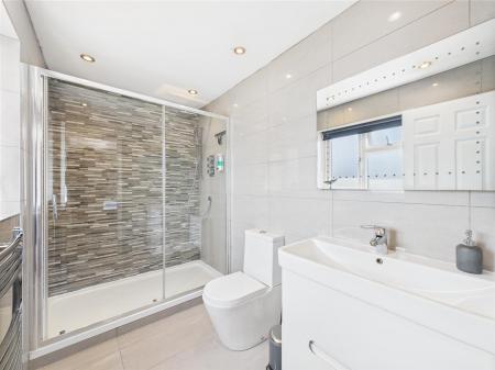 Superbly Appointed En-Suite Shower Room