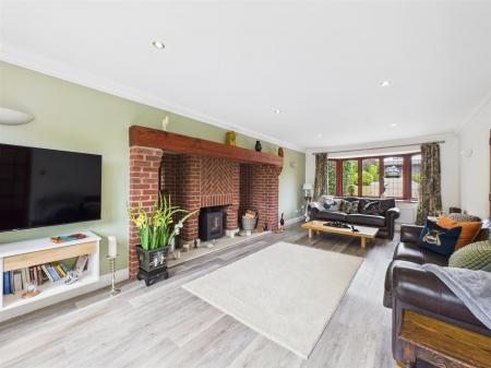 Spacious Lounge