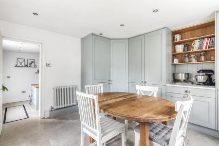 Breakfast Room/Utility