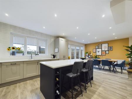 Open Plan Dining Kitchen