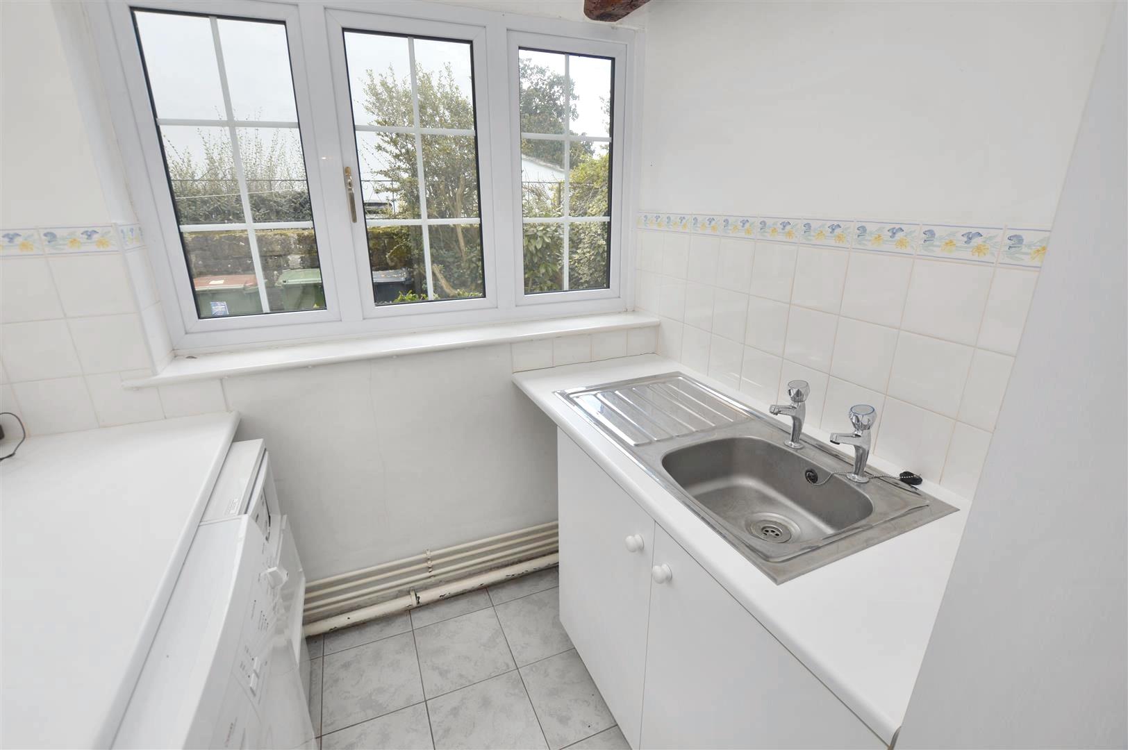 4 bedroom Detached House for rent in Quarndon