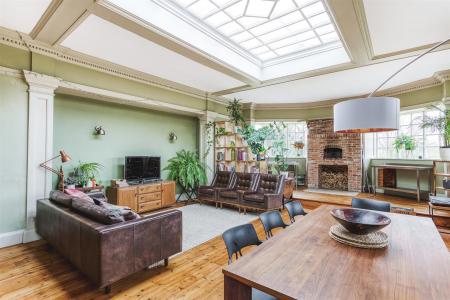 Magnificent Garden Room