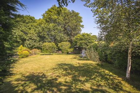 Windy Barn's Private Gardens