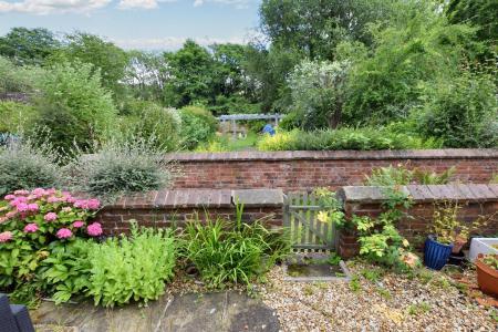 Front Courtyard Garden