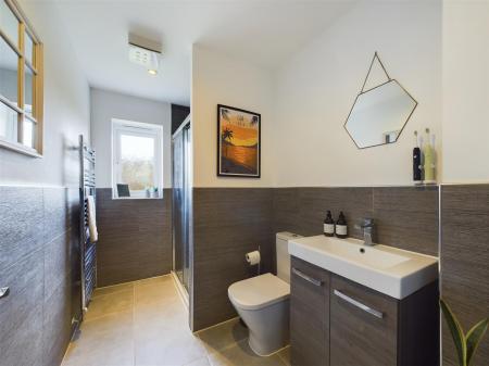 Superbly Appointed En-Suite Shower Room