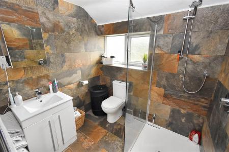 Family Shower Room