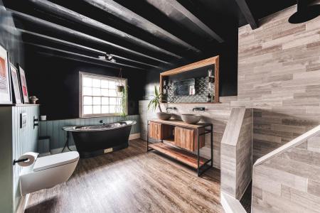 Four-Piece Family Bathroom