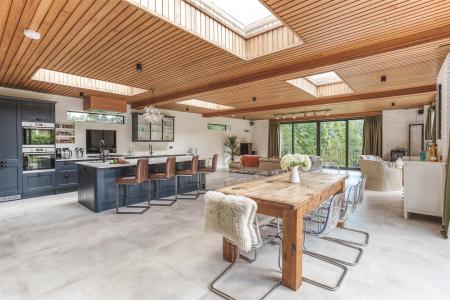 Fabulous Open Plan Living Kitchen/Dining Room