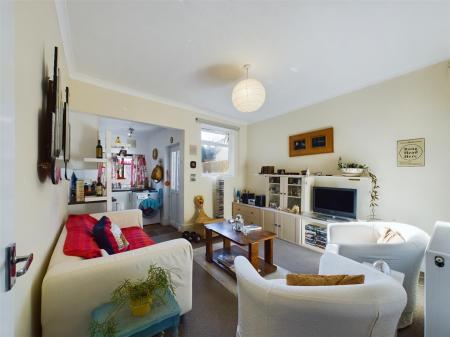 Open Plan Kitchen Living Space