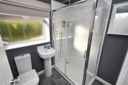 Family Shower Room