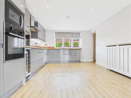 Open Plan Dining Kitchen