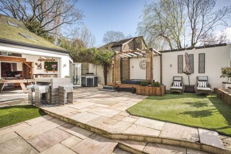 South Facing Garden