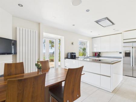 Living Kitchen/Dining/Snug