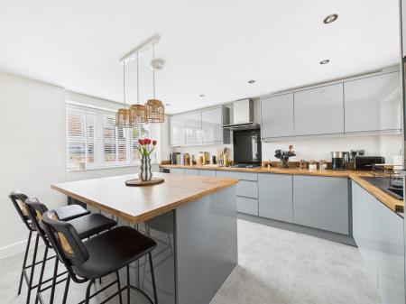 Dining Kitchen