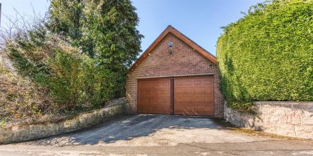 Brick Double Garage/Workshop