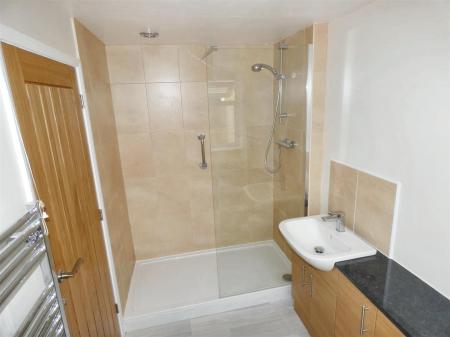 Shower Room.jpeg