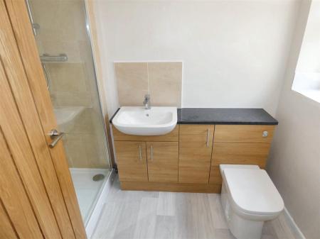 Shower Room Toilet Area.jpeg