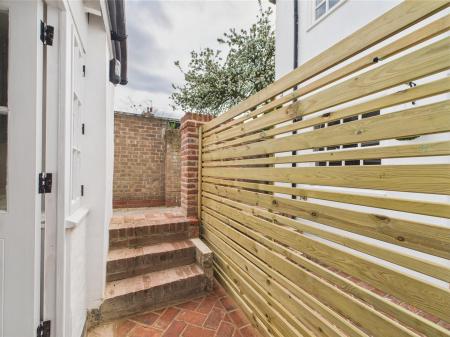 Rear Patio Yard
