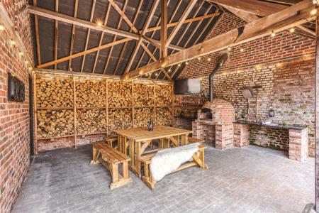 Pizza Barn