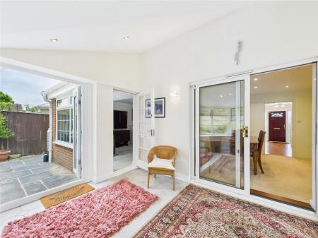 Access Into Garden, Living Room & Dining Room