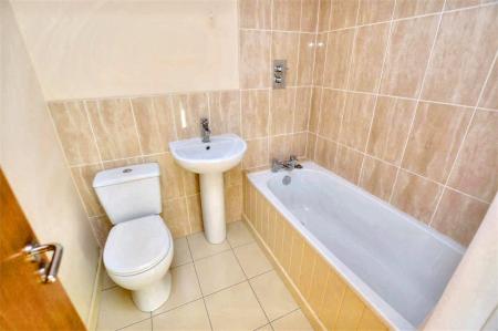 En-Suite Bathroom