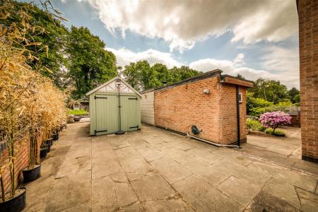 Additional Garage