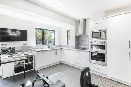 Studio/Kitchen