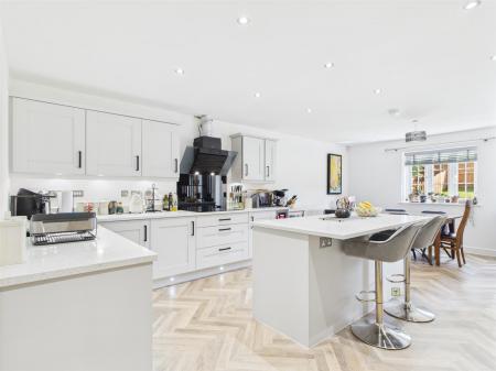 Living Kitchen/Dining/Family Room