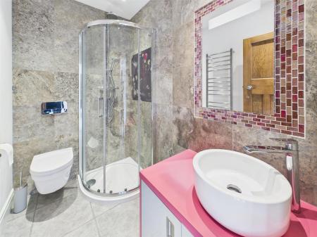 Additional Shower Room