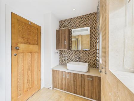 Family Shower Room