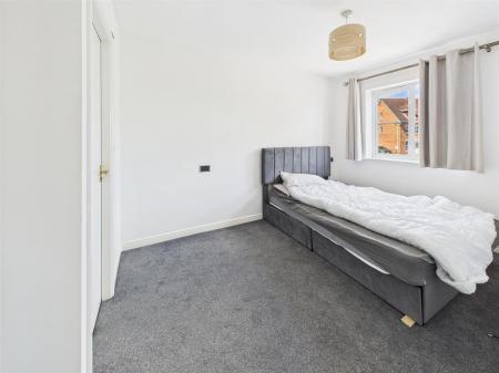 Master Bedroom With En-Suite