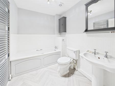 Large Family Bathroom