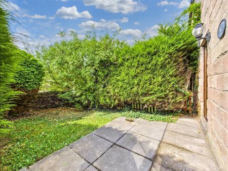 Front Garden Area