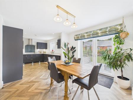 Living Kitchen/Dining/Family Room