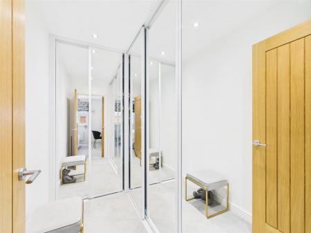 Walk-In Wardrobe