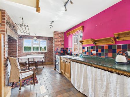 Kitchen/Dining Room