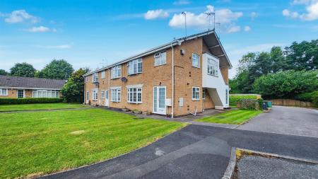 Lodge Close.jpg