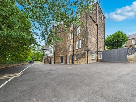 The Stunning Golding House