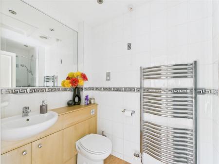 Family Shower Room