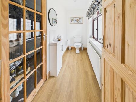 Ground floor WC